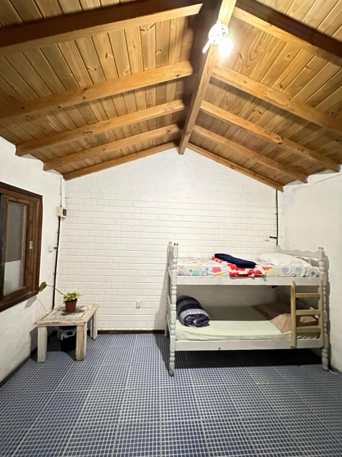 Praia Do Rosa Hostel Экстерьер фото