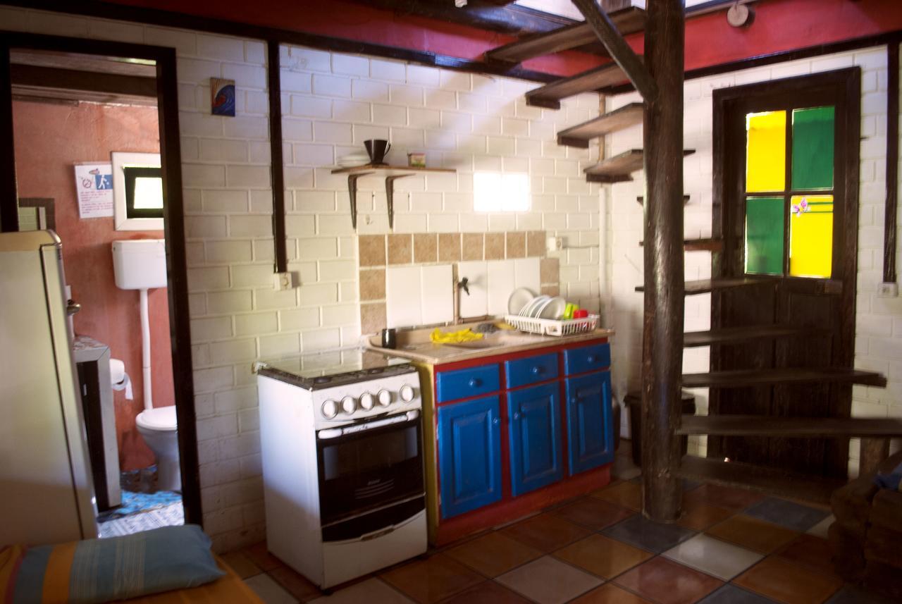 Praia Do Rosa Hostel Экстерьер фото